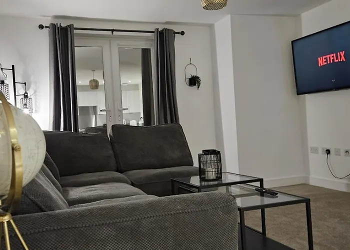 Luxe 2 Bed * לידס